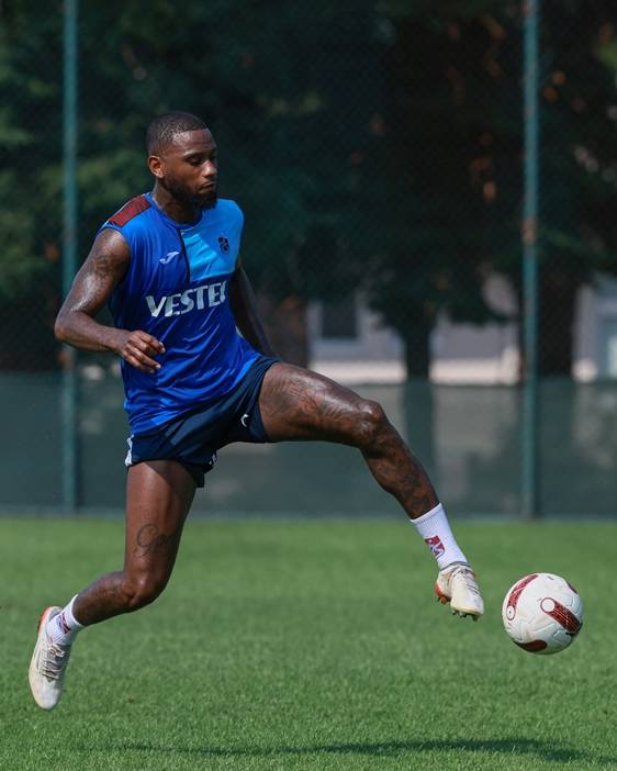 Trabzonspor Lig’in 8. haftasında deplasmanda oynayacağı  Adana Demirspor maçı hazırlıklarına başladı 14